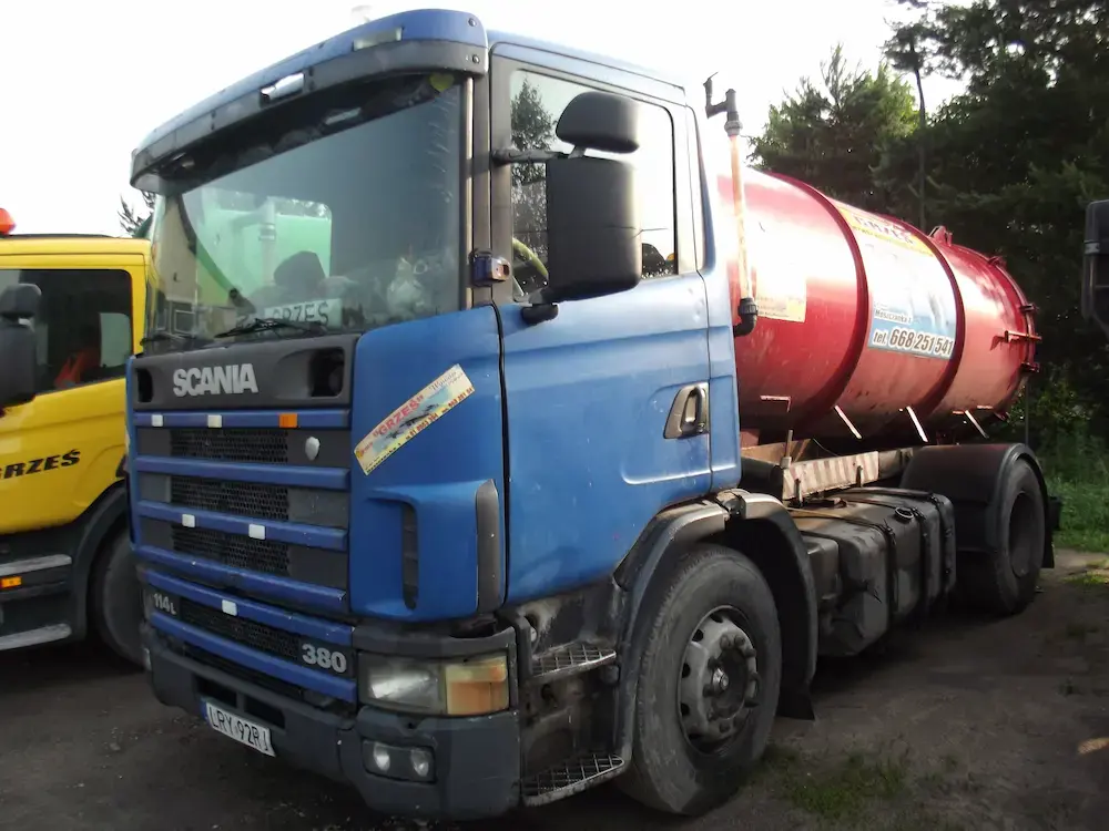 wóz asenizacyjny SCANIA niebieski 10,5 m³