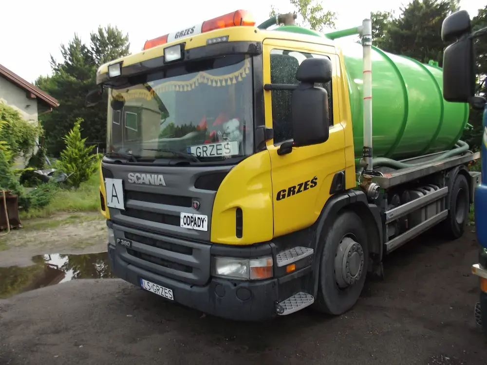 wóz asenizacyjny scania żółty 10,5 m³